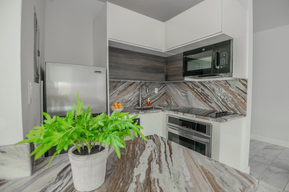 Miami Beach South Beach Top Apartments 24/37