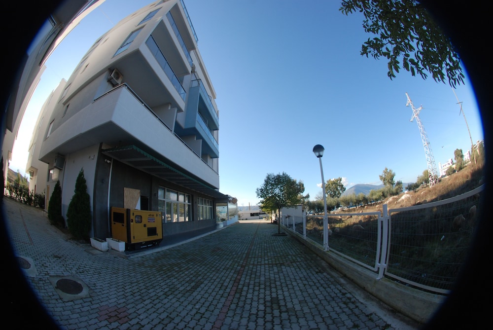 Divers Hotel 5/43