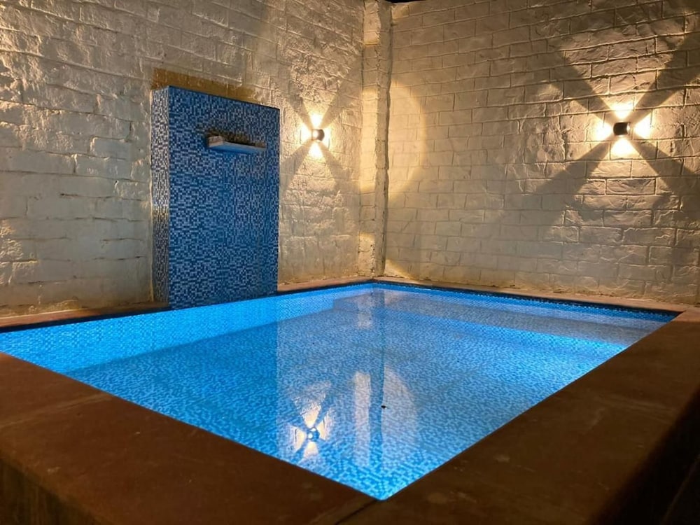 Lohana Village Resort 25/50