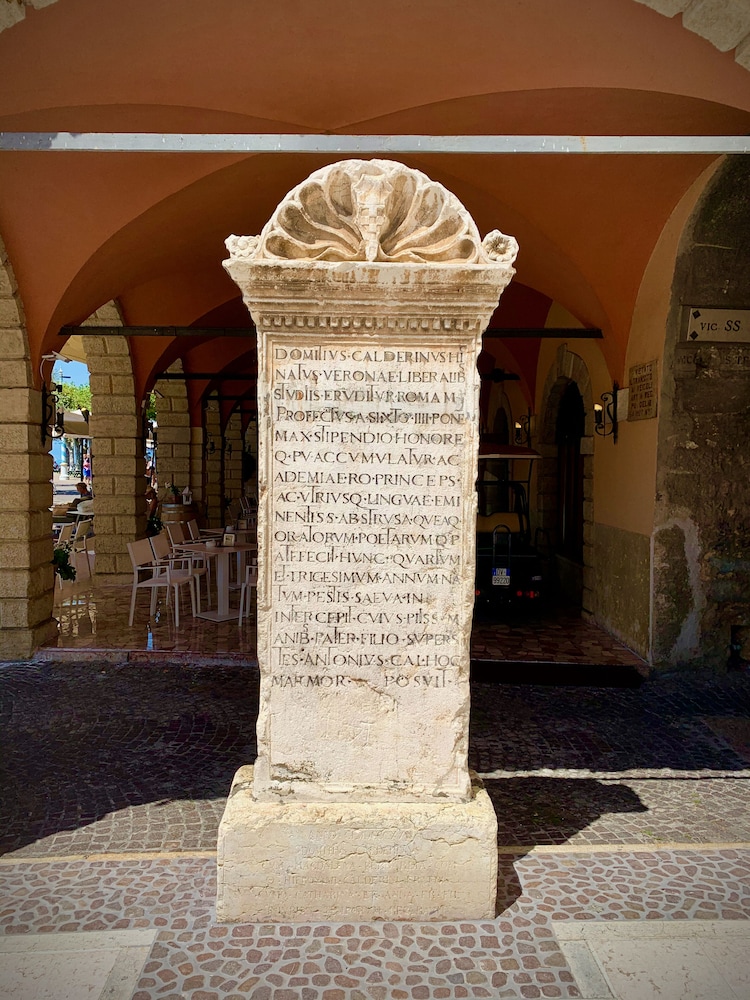 Hotel Ristorante Gardesana 10/48