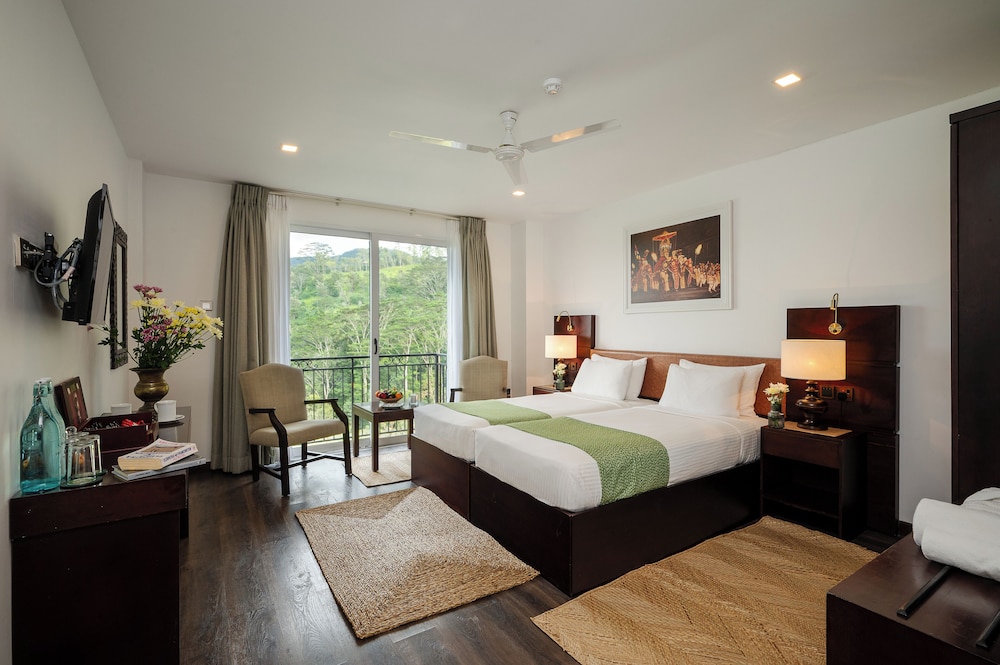 Fox Resorts Kandy 10/49