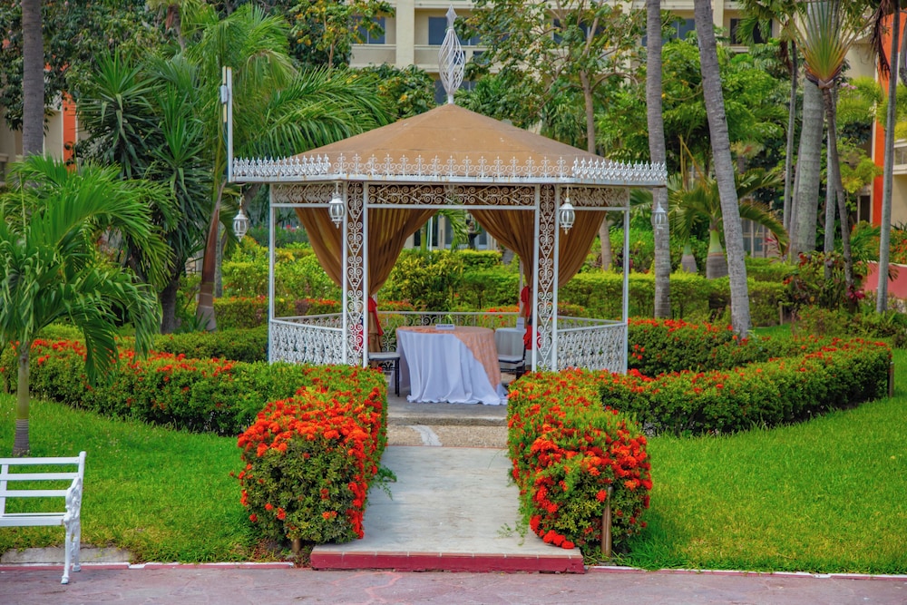 Hotel Posada de Tampico 47/51