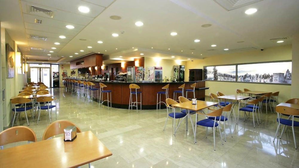 Hotel Bs Capitulaciones 21/28