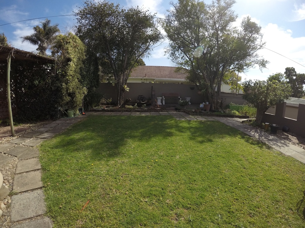 Selborne Bed And Breakfast 40/50