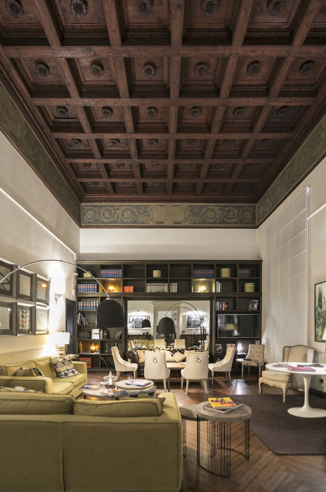 Palazzo Lorenzo Hotel Boutique 56/69