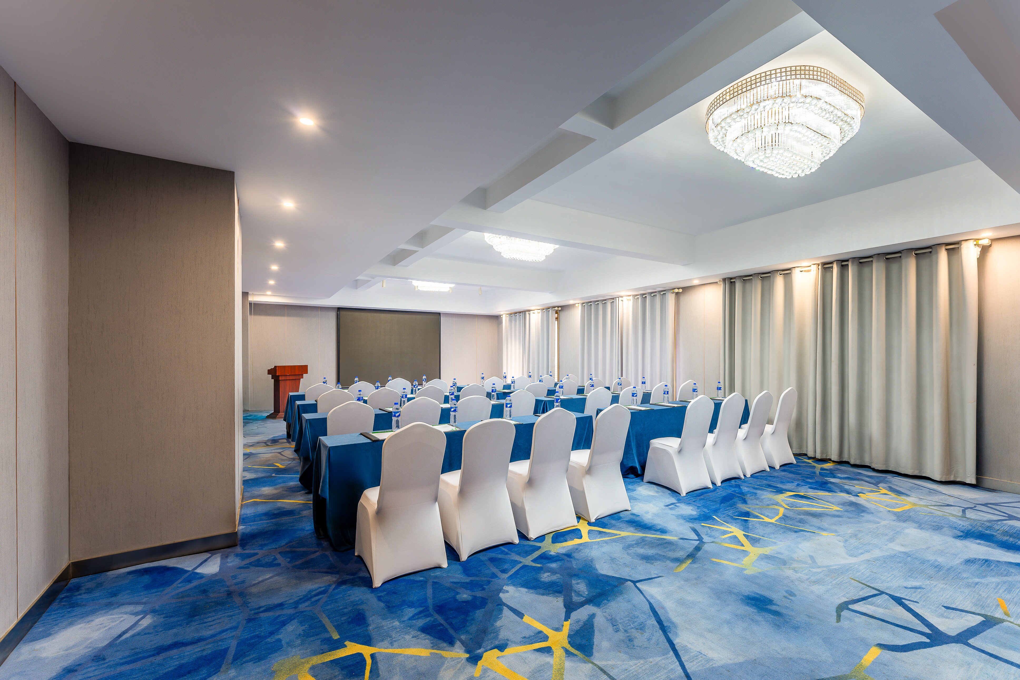 Holiday Inn Hotel And Suites Suzhou Yangcheng Lake 11/30