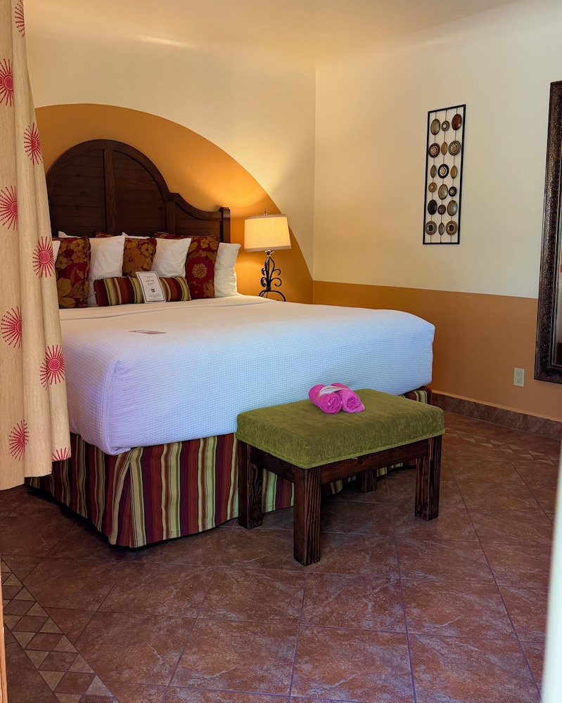 Los Arboles Hotel 14/50