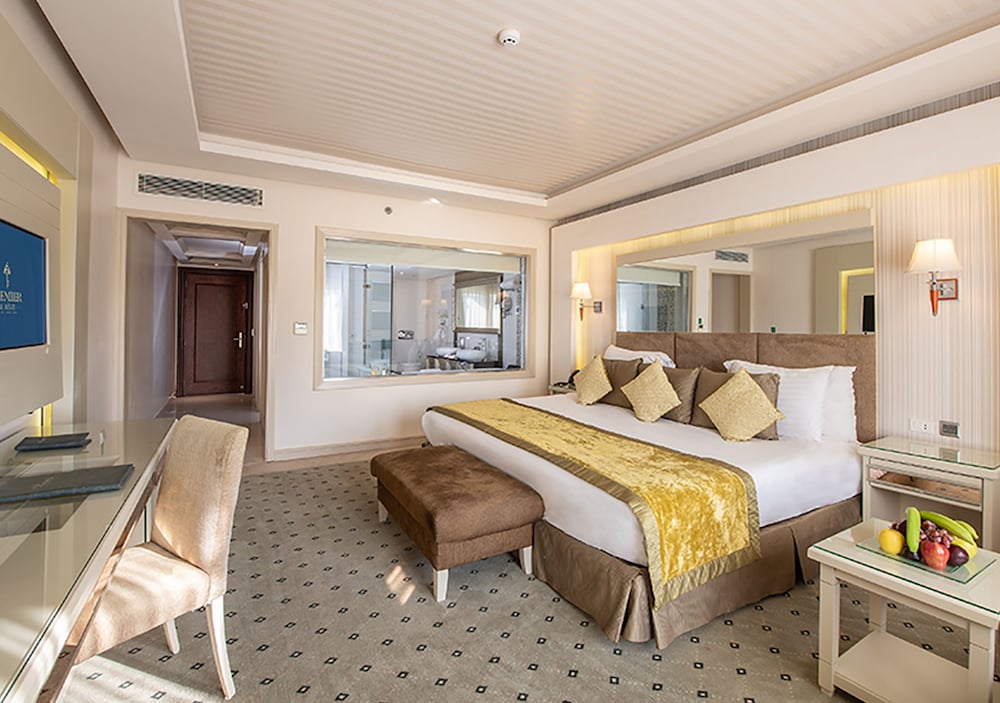 Premier Le Reve Hotel and Spa - Adults Only (+16) 16/50
