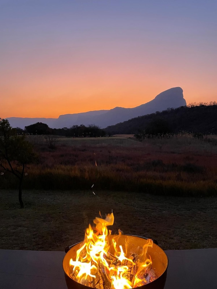 Sofala Lodge 18/23