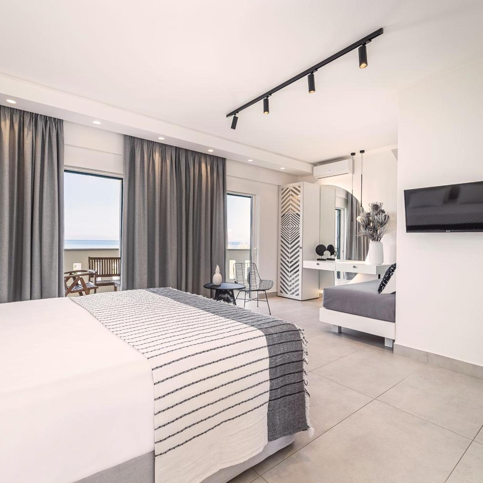 SAN GIOVANNI LUXURY STUDIOS 26/56
