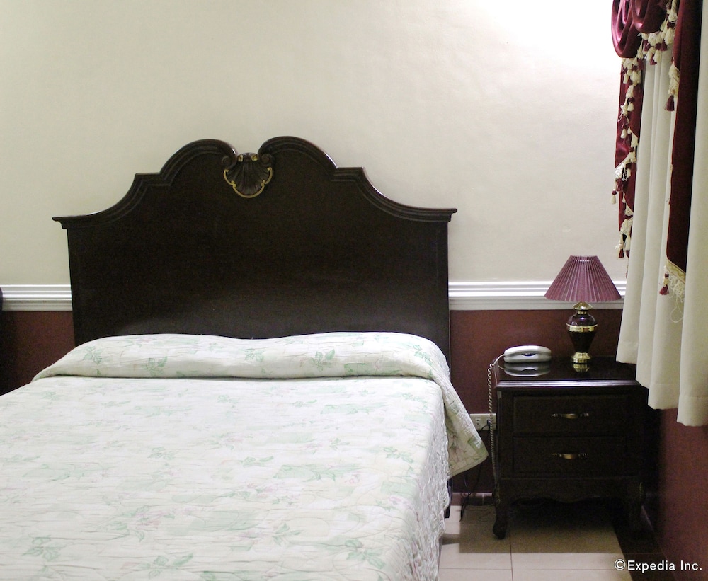 Kokomo's Suites Hotel 24/39