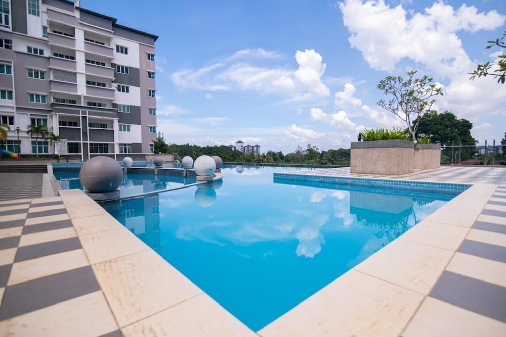 D'embassy Serviced Residence Suites 31/55