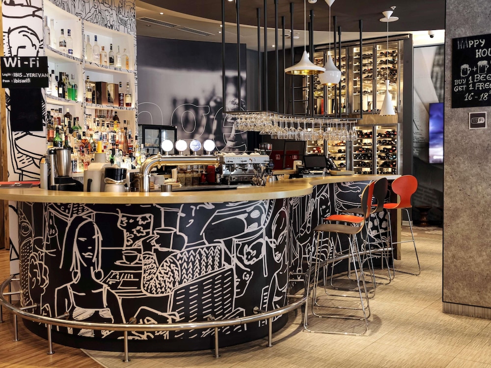 Ibis Yerevan Center 44/67