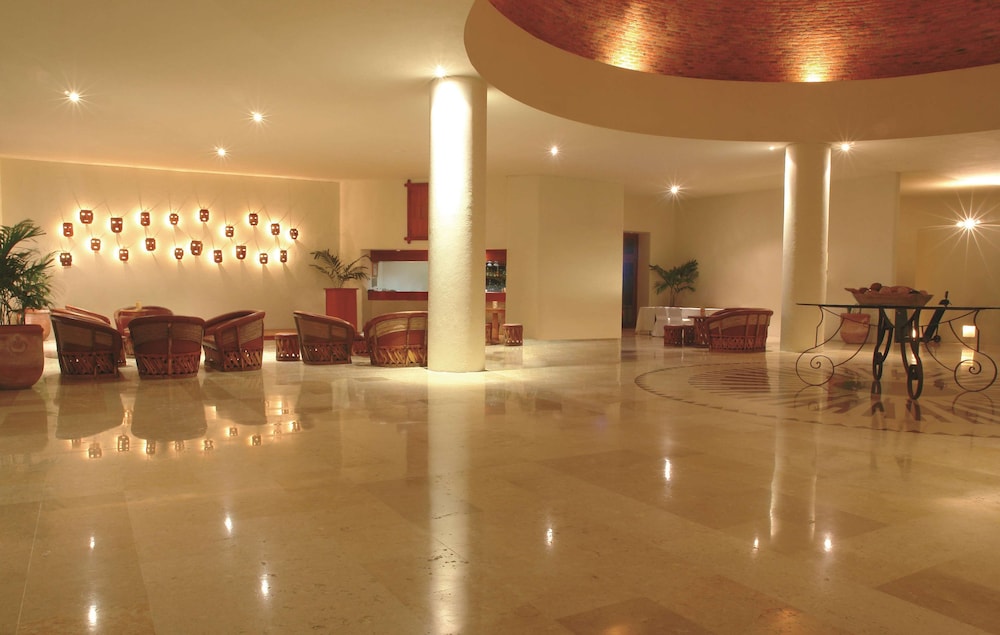 Emporio Ixtapa 30/50