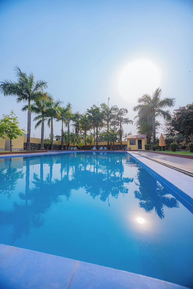 Hotel Seven Star 25/50
