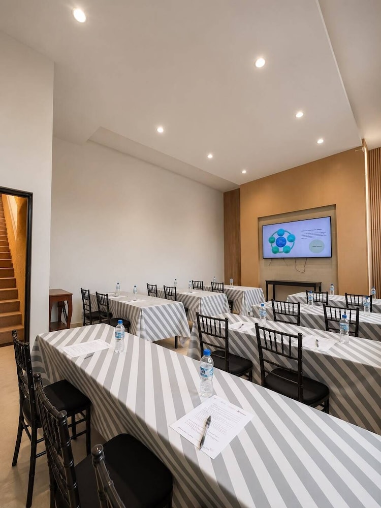 Hotel Meson De La Merced 39/45