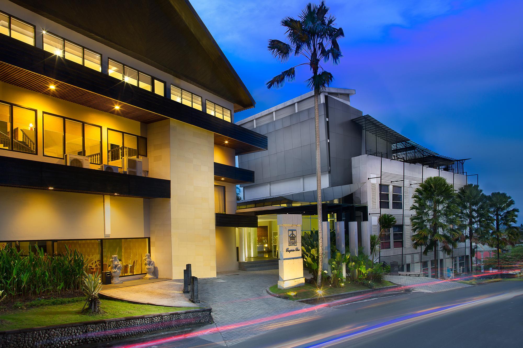 Grand Kecubung Hotel Pangkalan Bun 3/28
