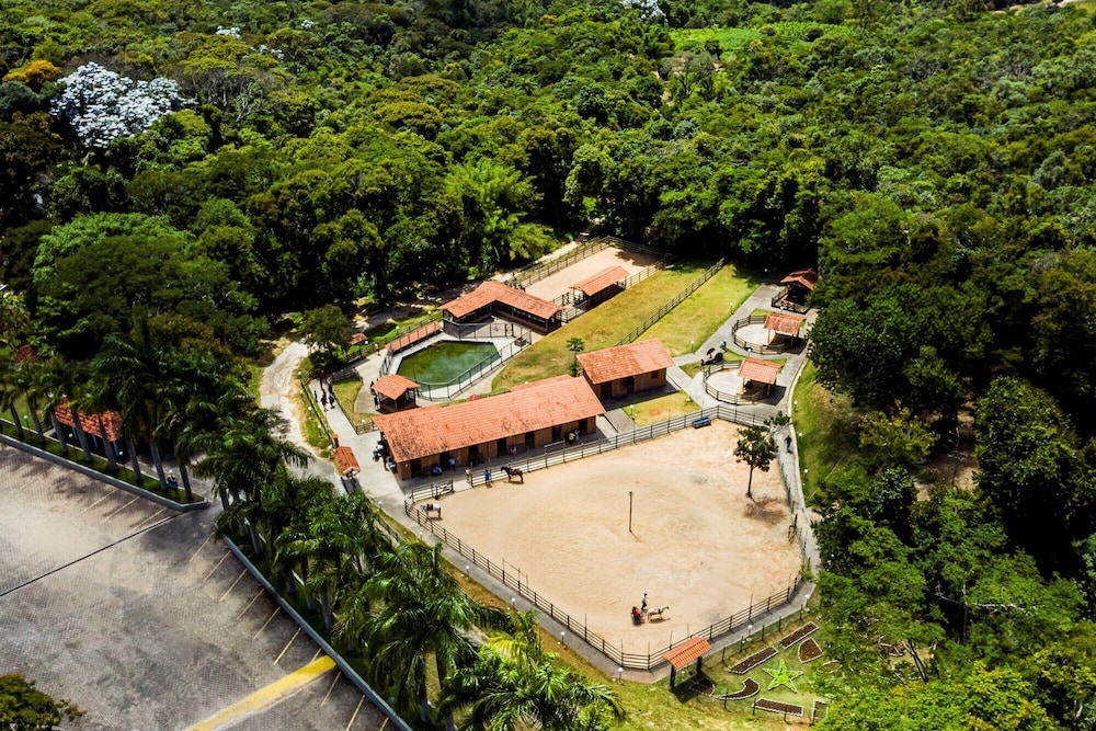 Taua Resort & Convention Caete 43/45
