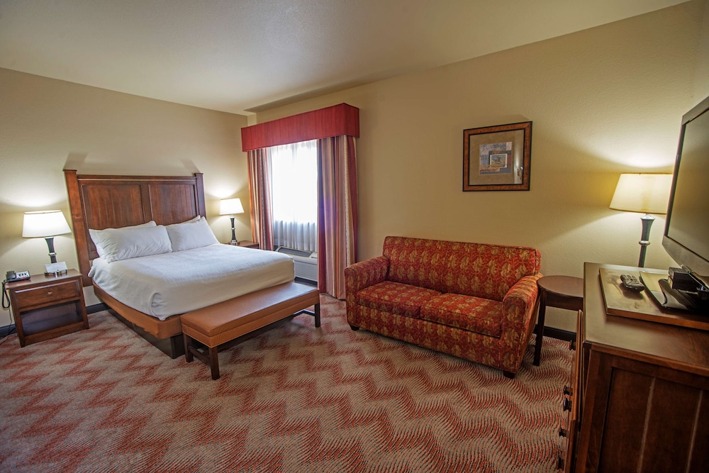 Best Western Plus Cimarron Hotel & Suites 19/41
