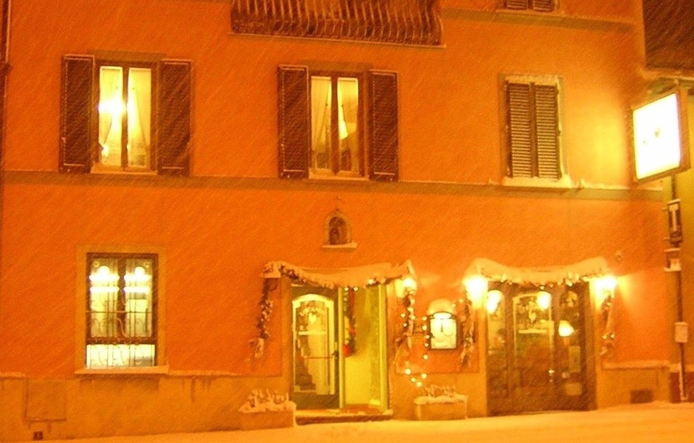 LOCANDA IL GALLO 2/24