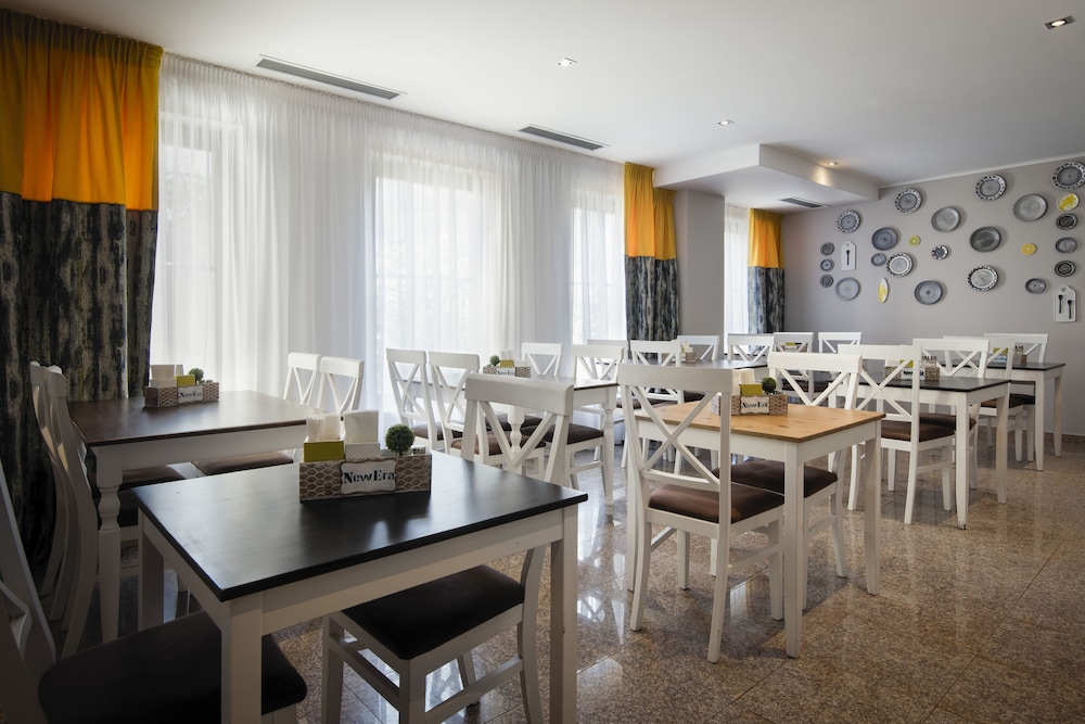 New Era Hotel Bucharest City 42/50