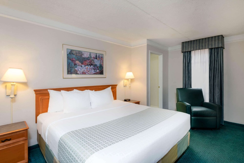 La Quinta Inn Farmington 10/44