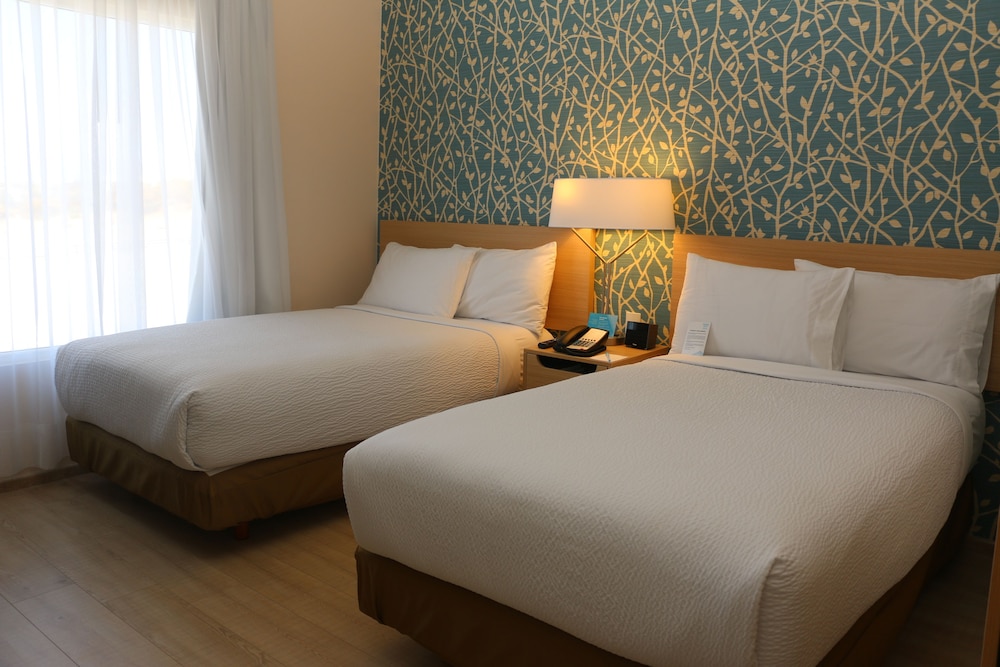 Fairfield Inn & Suites Queretaro Juriquilla 11/33