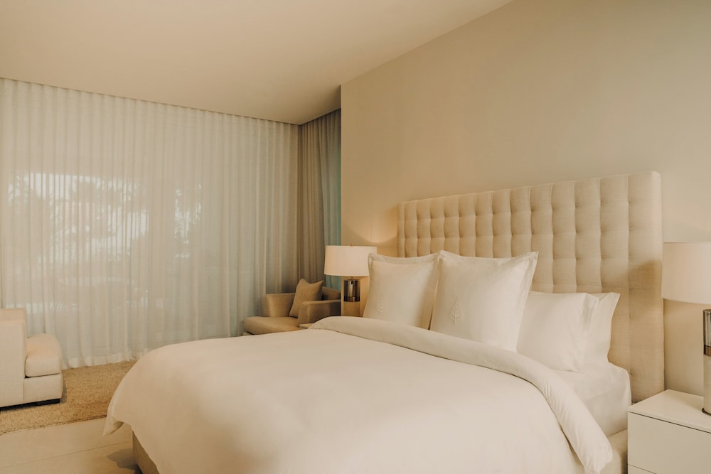 3 Bedrooms, Residence, 2 King Beds, 2 Queen Beds, Ocean Front
