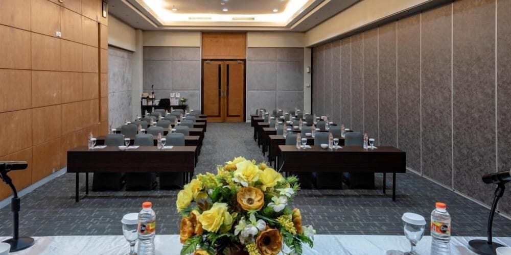 ILLIRA Lite Hotel Praya 33/59