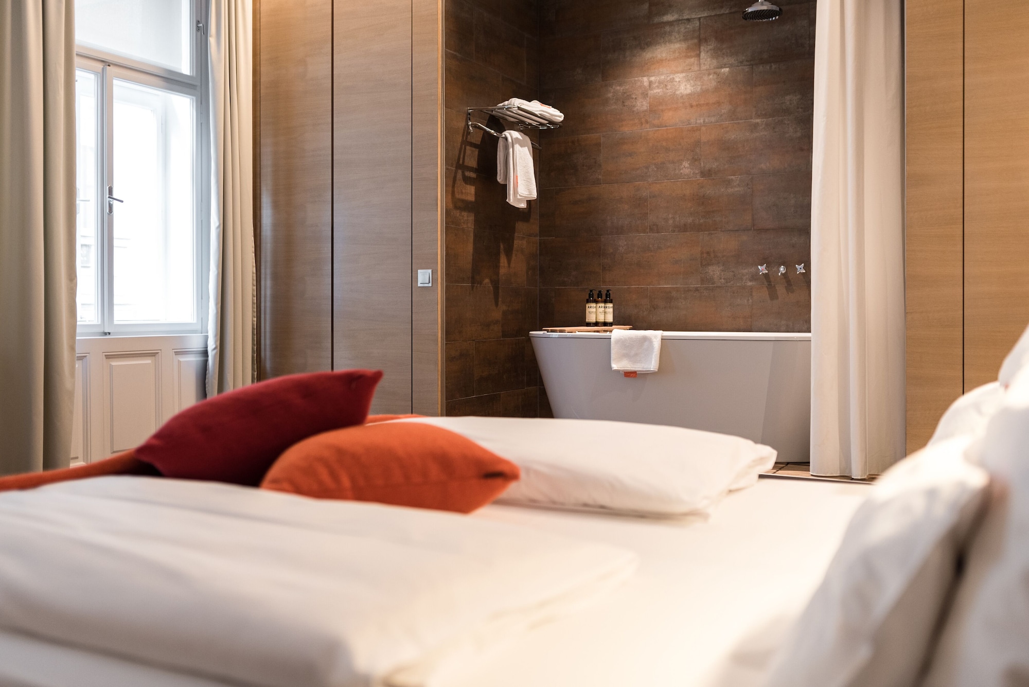Room, Queen Bed, Xl