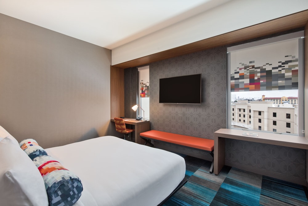 Room at Aloft Seattle Sea-Tac Airport, SEATAC - WA