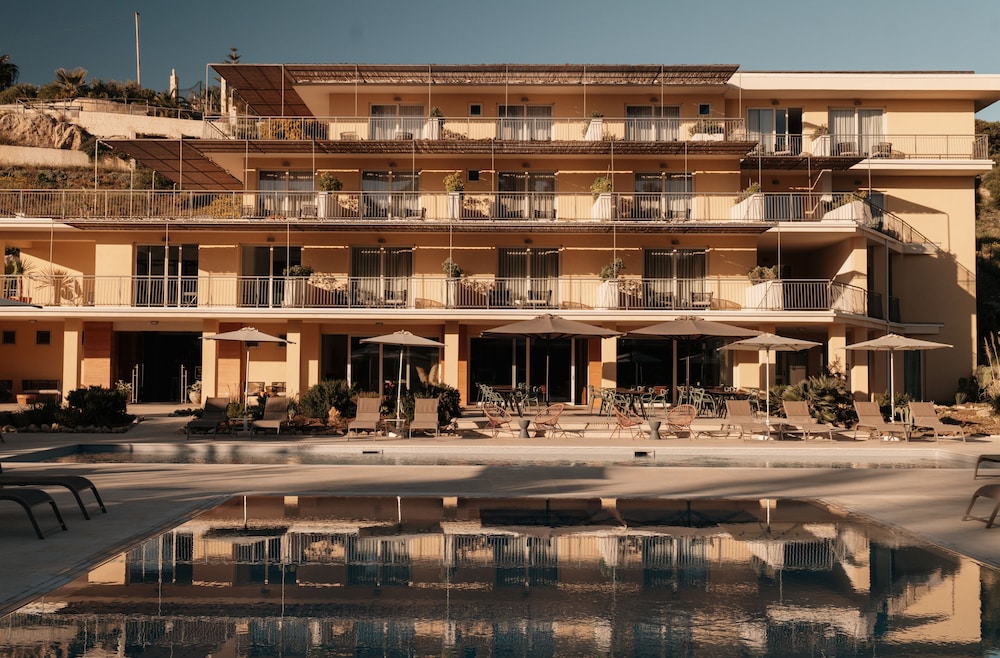 Luna Minoica Suites 7/63