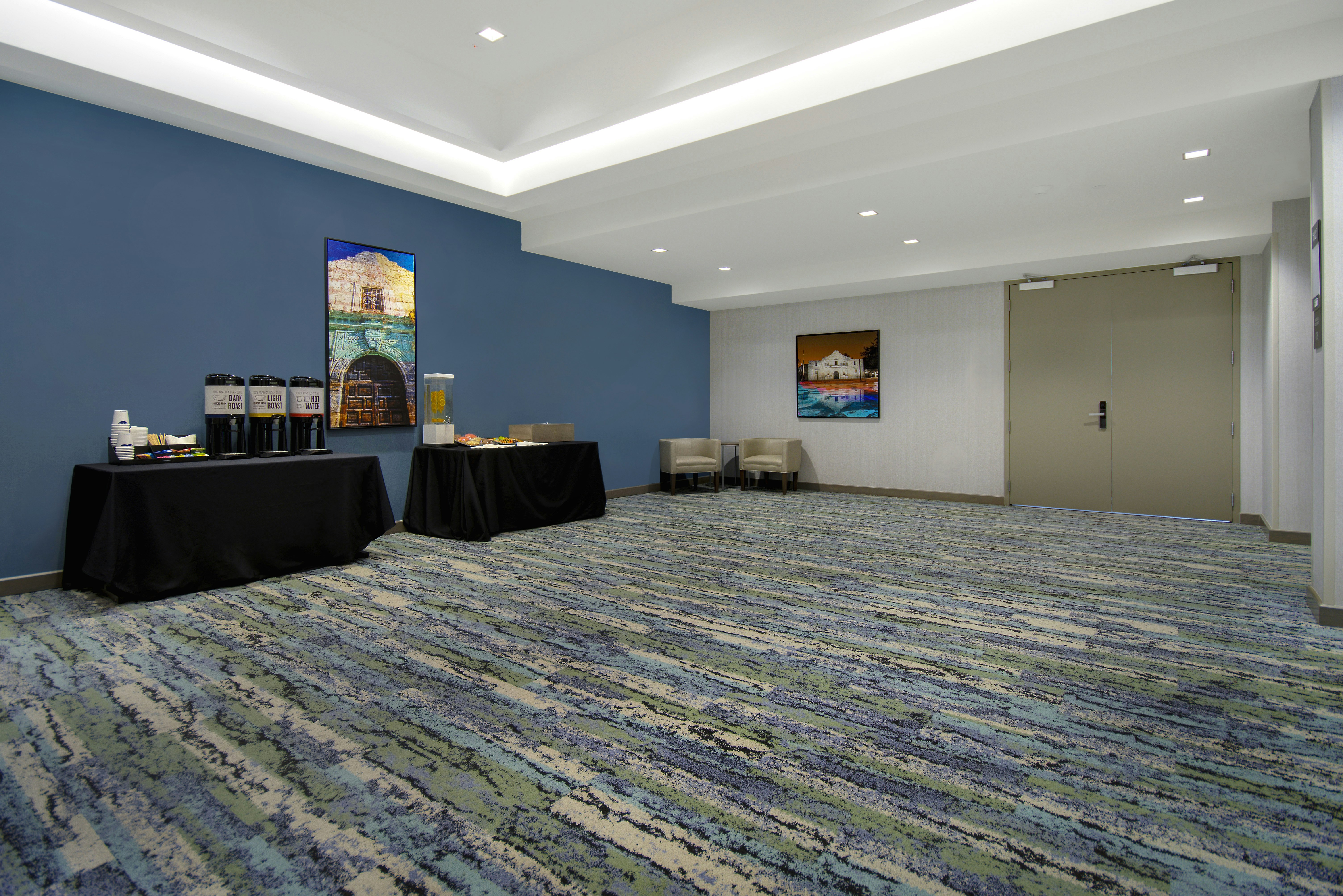 Hampton Inn & Suites San Antonio Riverwalk 15/77