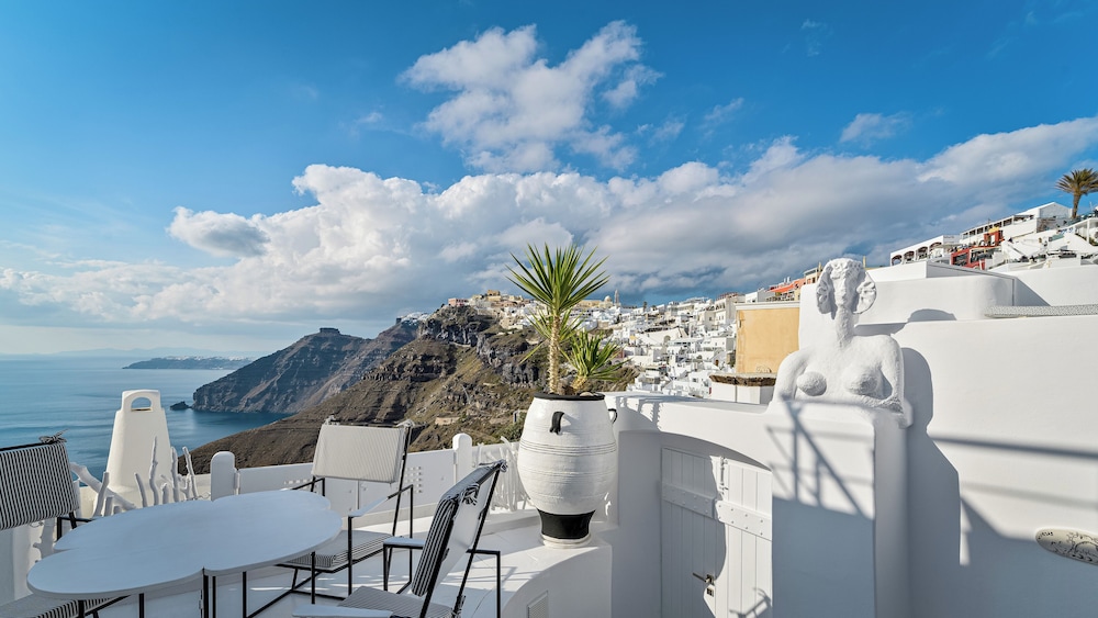 Trieris Villas And Suites 42/50