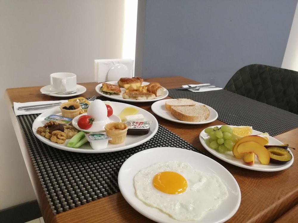 Kayhan City Hotel 32/44
