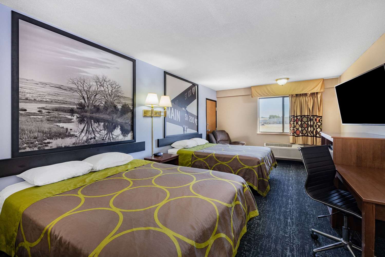 Super 8 by Wyndham Valentine NE 13/63