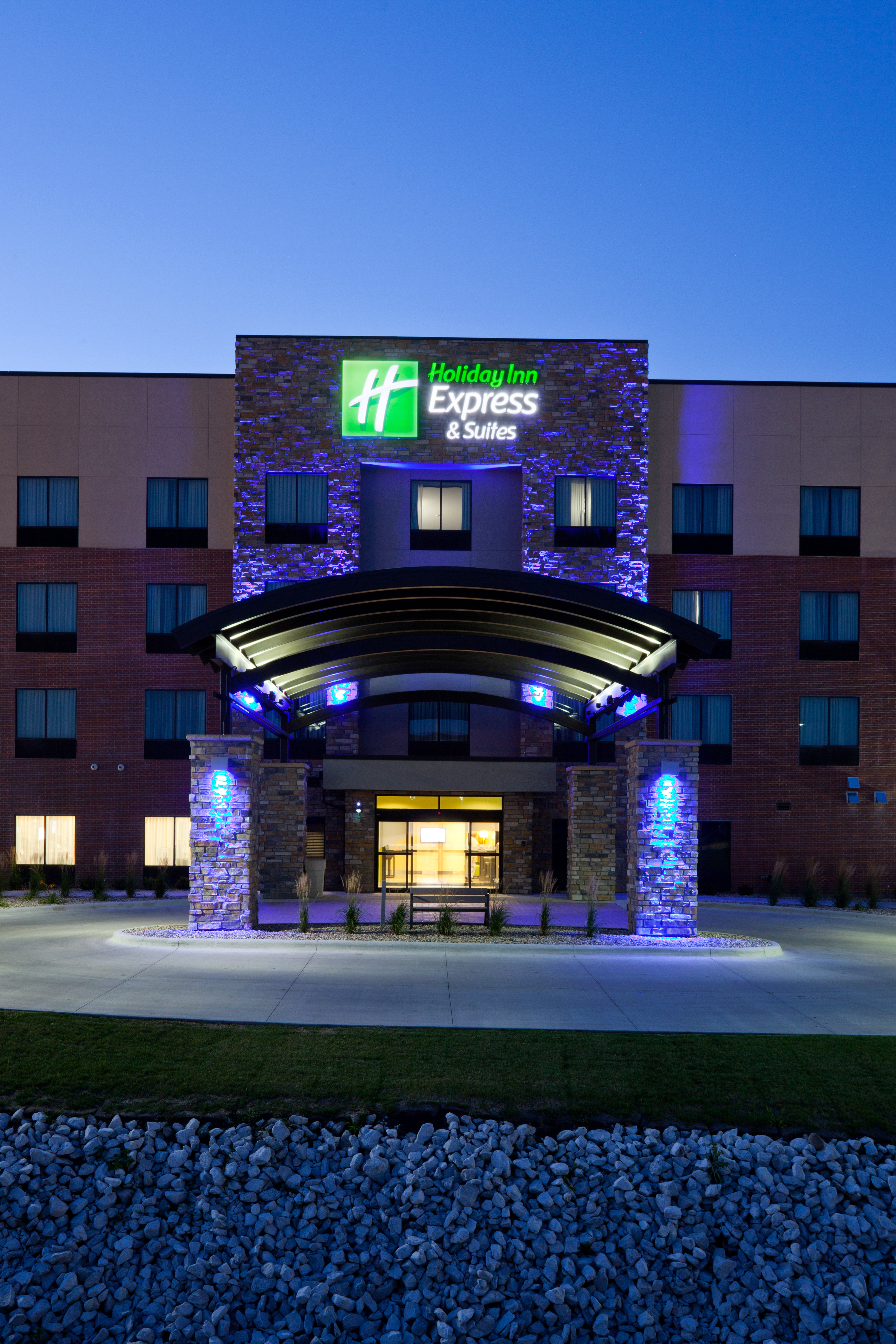 Holiday Inn Express Fort Dodge 1/26