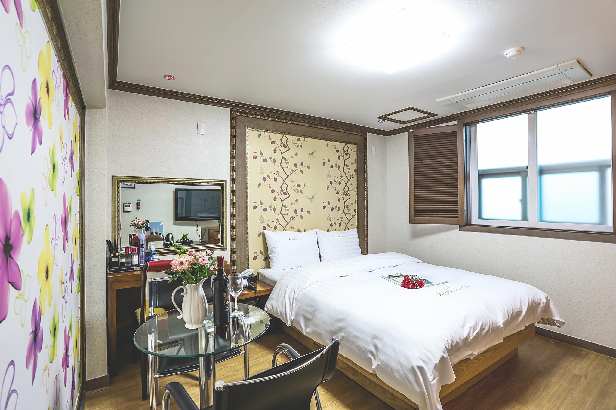 Alice Hotel 15/43