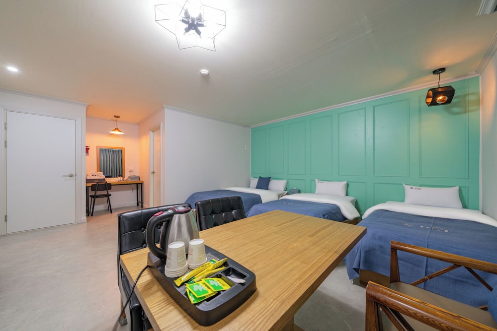 Ost Hotel 49/66