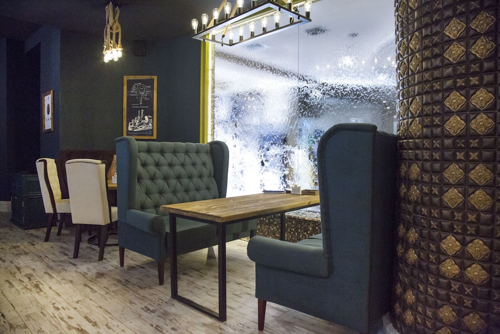 Darhan Boutique Hotel 53/69