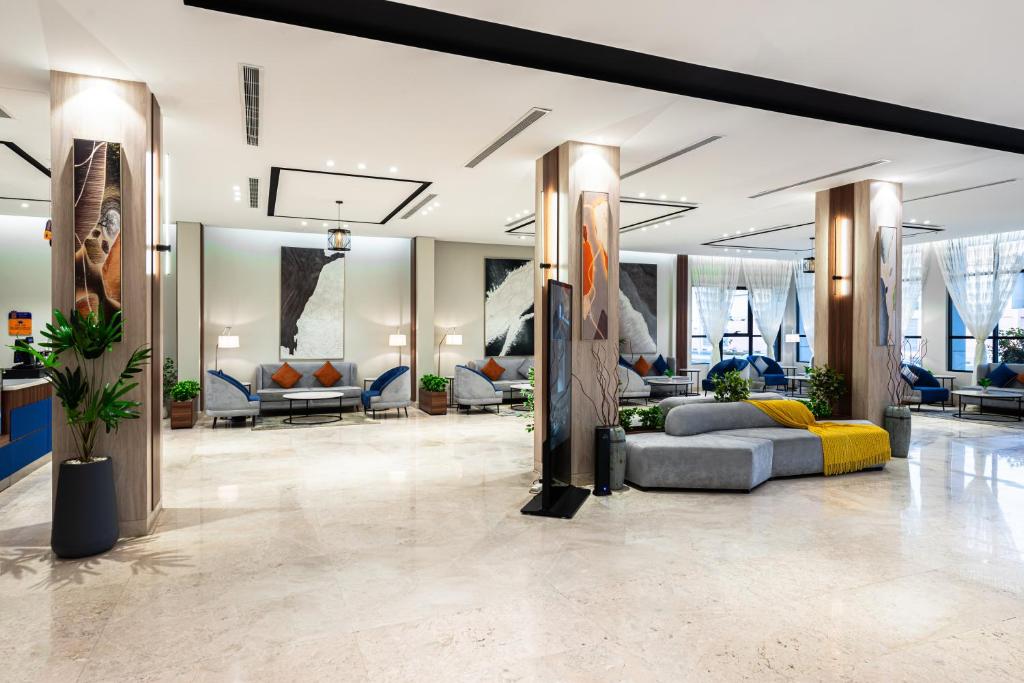 Al Qasr Hotel Suites - Corniche 28/33