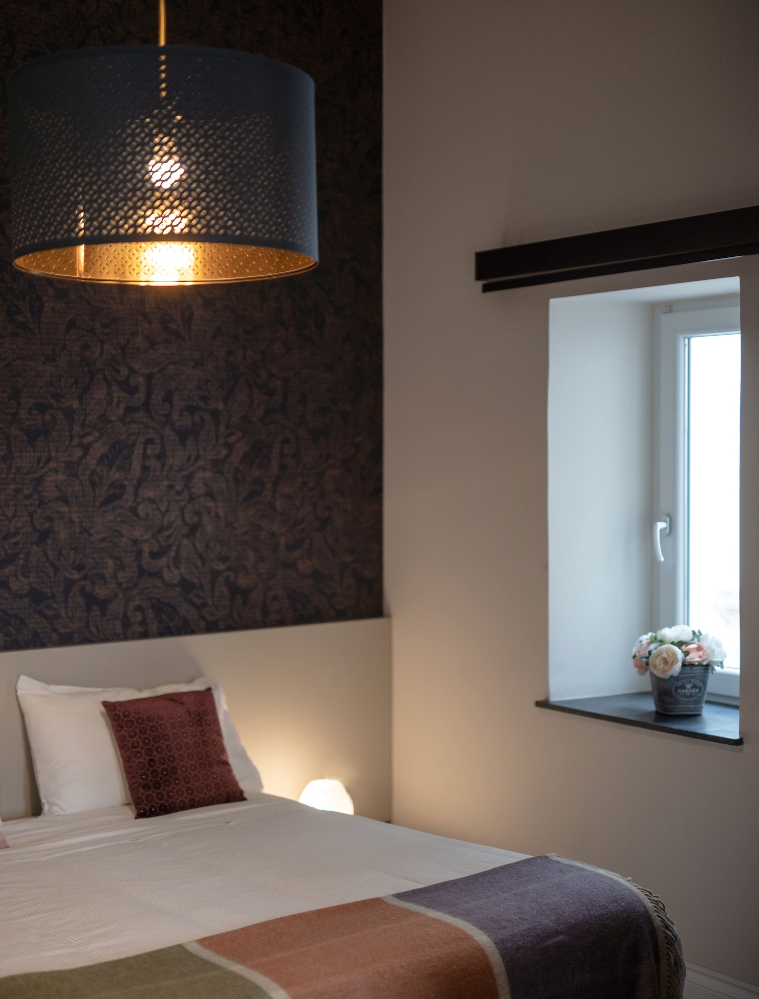 TOWER, DELUXE, QUEEN BED