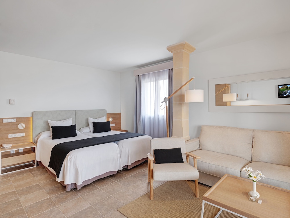 HOTEL VILLA CHIQUITA 22/73