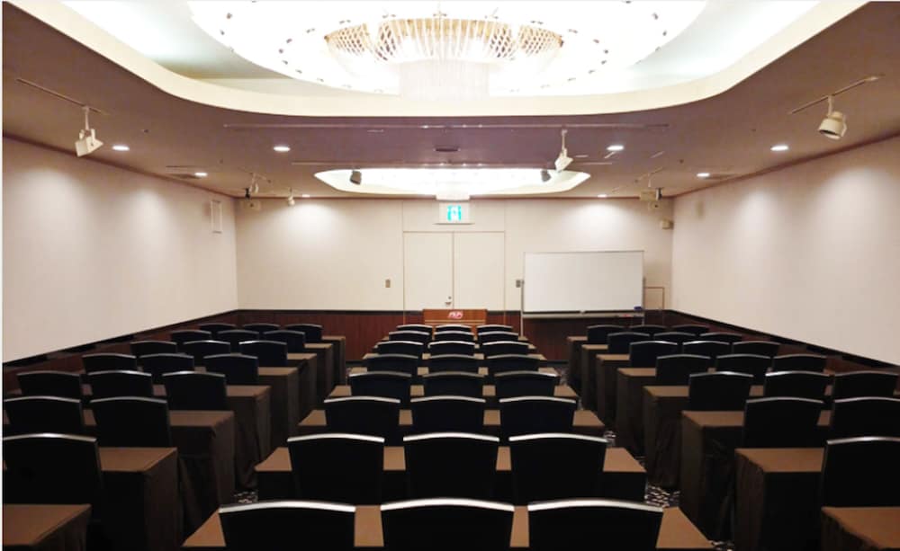 Ip City Hotel Osaka (ex. Hearton Minami Senba) 49/53