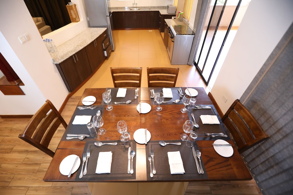 Bidwood Suite Hotel 38/50