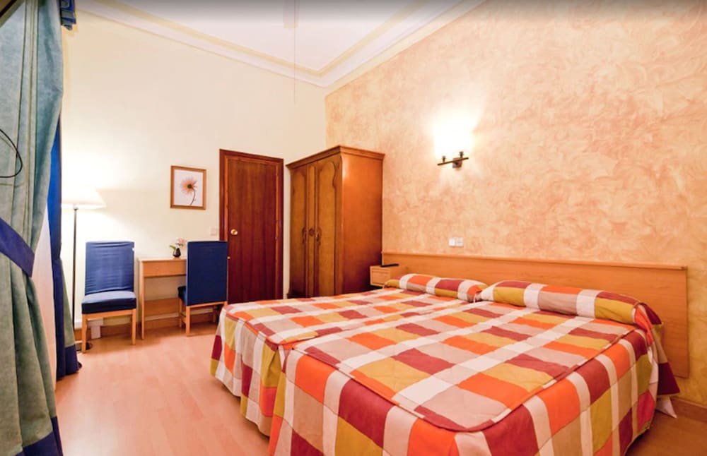 Hostal Oporto 5/31
