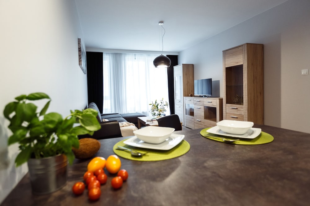 Emihouse Apartamenty Rzeszow 63/73