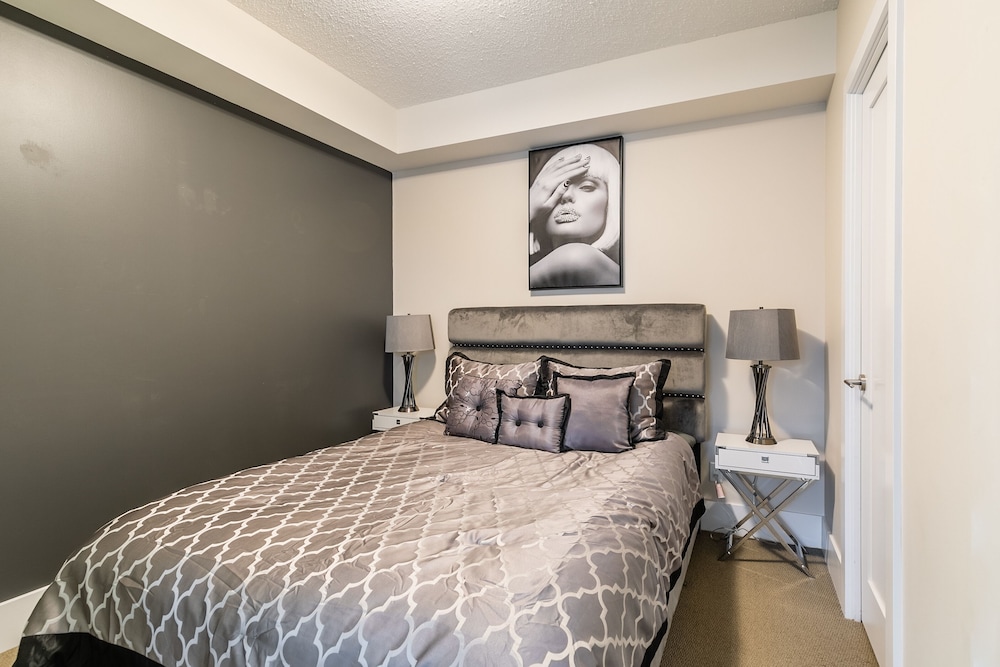 1 BEDROOM, BUSINESS, APARTMENT, CITY VIEW, KITCHEN