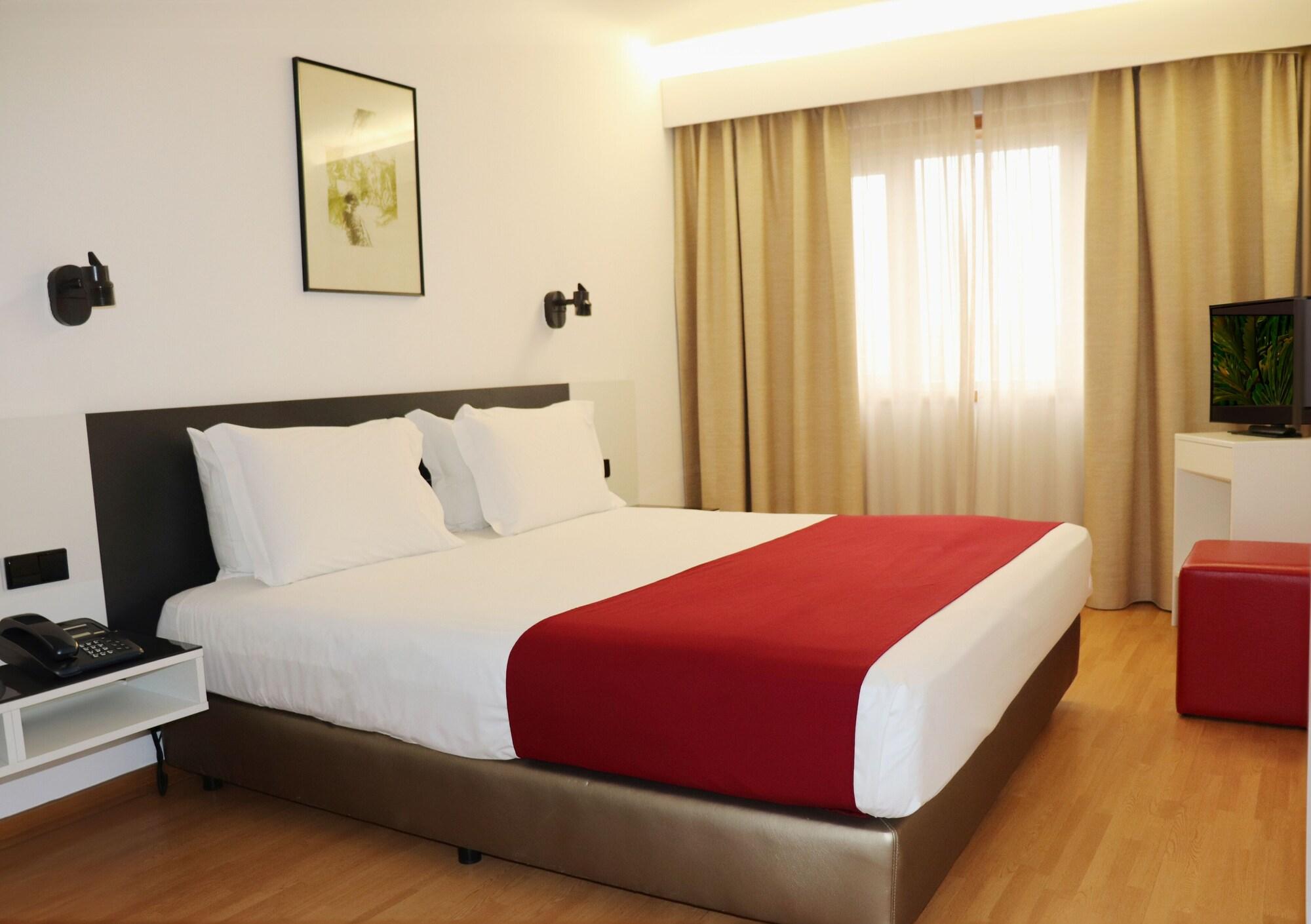 Room, Single