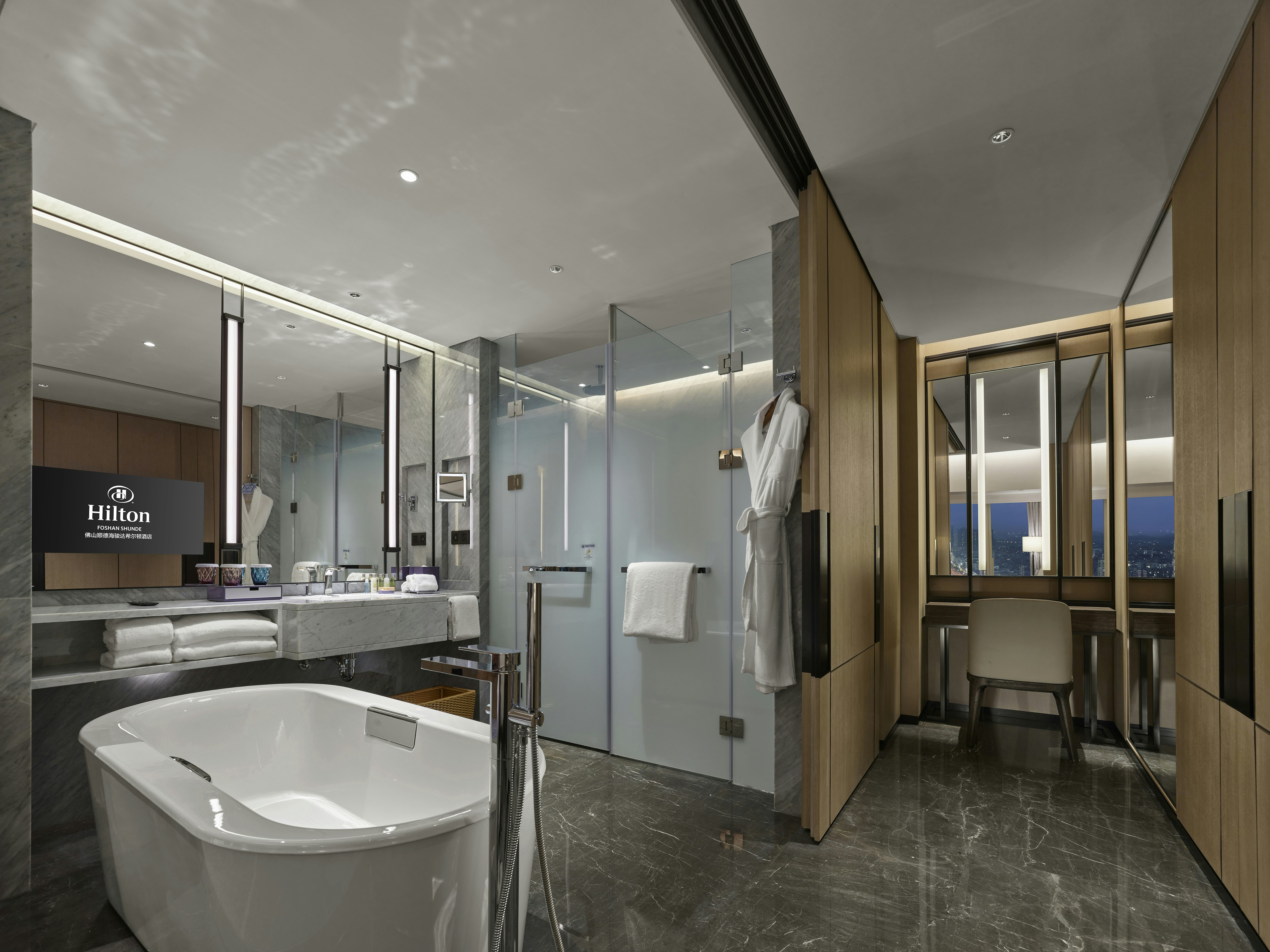 جناح بريميير بسرير كينج، Hilton Foshan Shunde 3/3